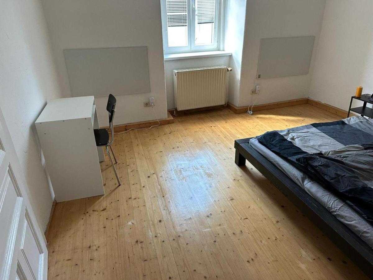 Central Plaza Family Apartment 2 Bedroom Bruckneudorf エクステリア 写真